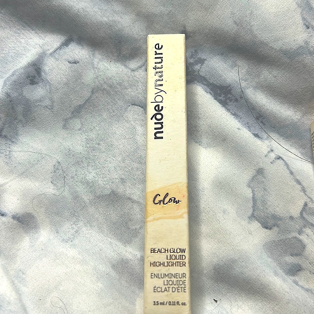 BNIB nude by nature glow beach glow liquid highlighter in the shade 02 sunshine